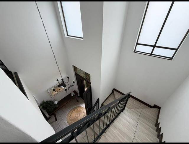 4 BEDROOM HOUSE FOR SALE IN BLUE VALLEY GOLF ESTATE